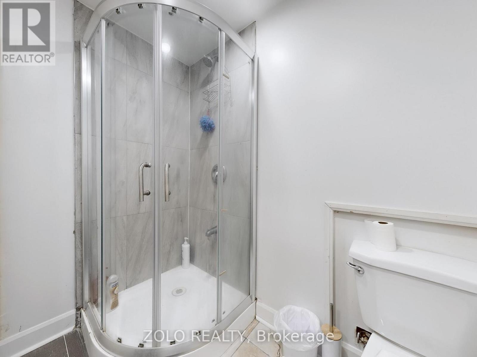 226 Thoms Crescent, Newmarket, Ontario  L3Y 1E1 - Photo 39 - N12937834