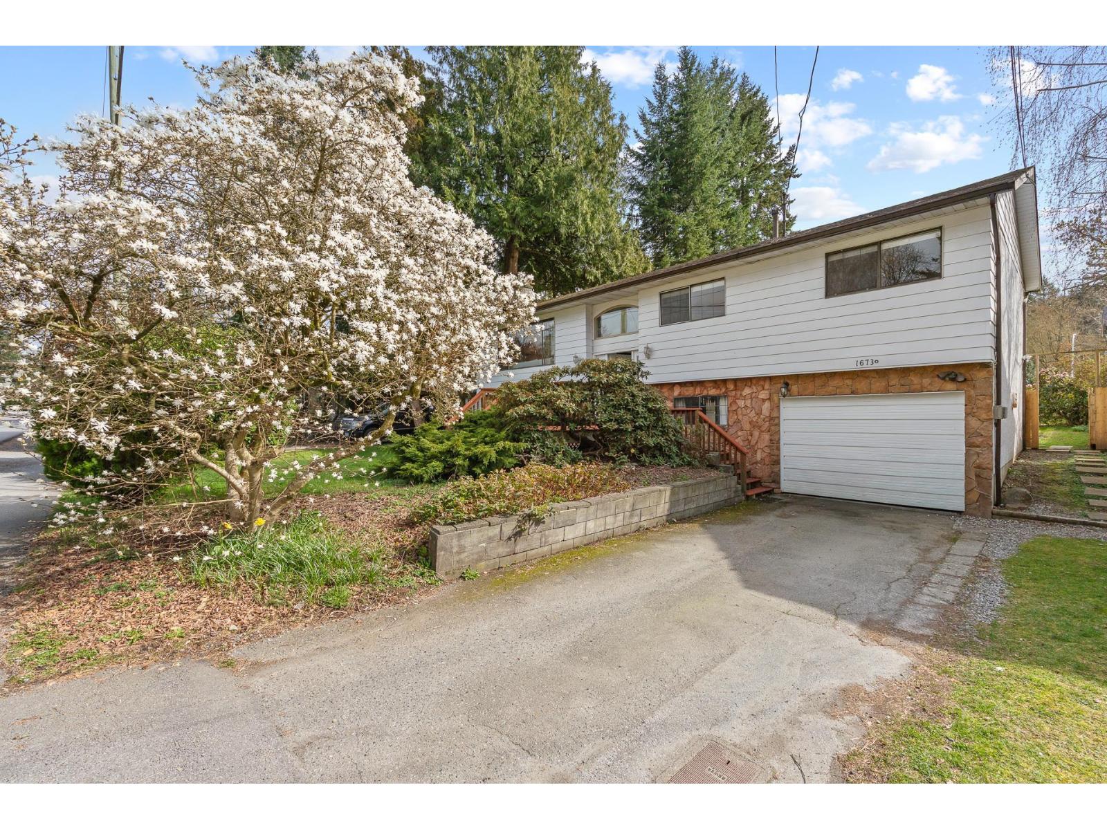 16730 26 Avenue, Surrey, British Columbia  V3Z 0B2 - Photo 2 - R3104961