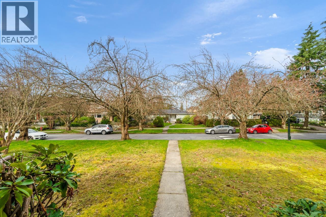 6872 Heather Street, Vancouver, British Columbia  V6P 3P6 - Photo 4 - R3105702