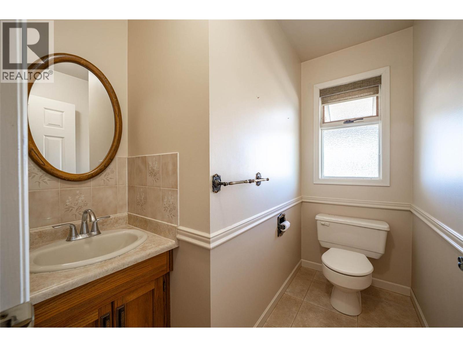 683 Clinton Road, Spallumcheen, British Columbia  V4Y 0P3 - Photo 27 - 10363368