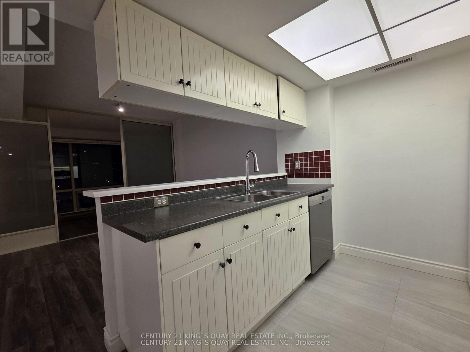 2513 - 1001 BAY STREET, Toronto, Ontario