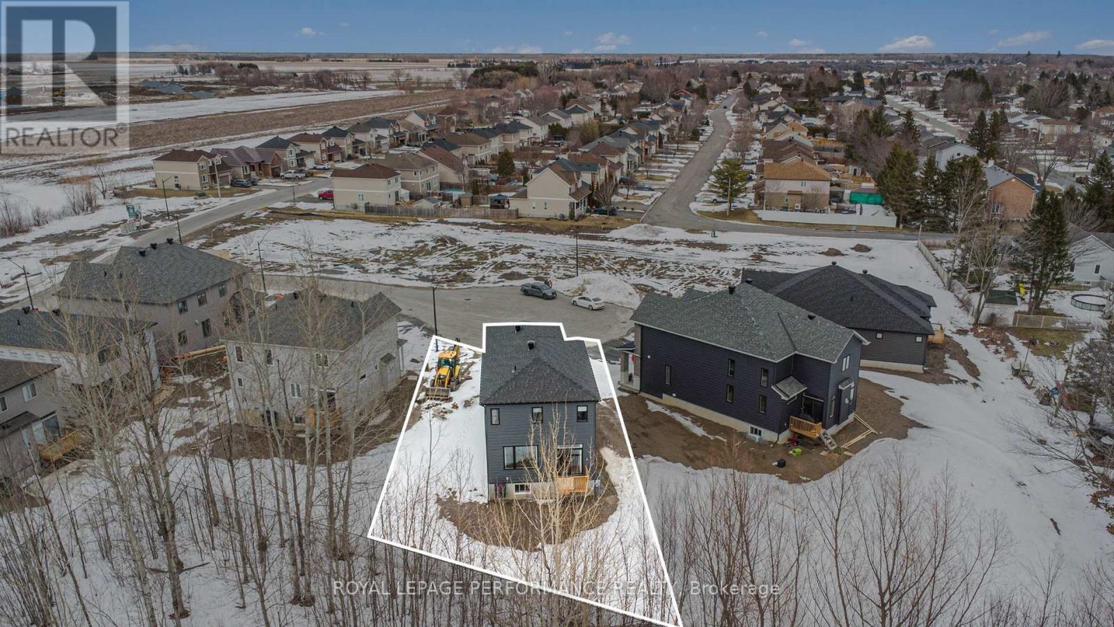 14 Academie Street, Russell, Ontario  K0A 1W0 - Photo 47 - X12941924