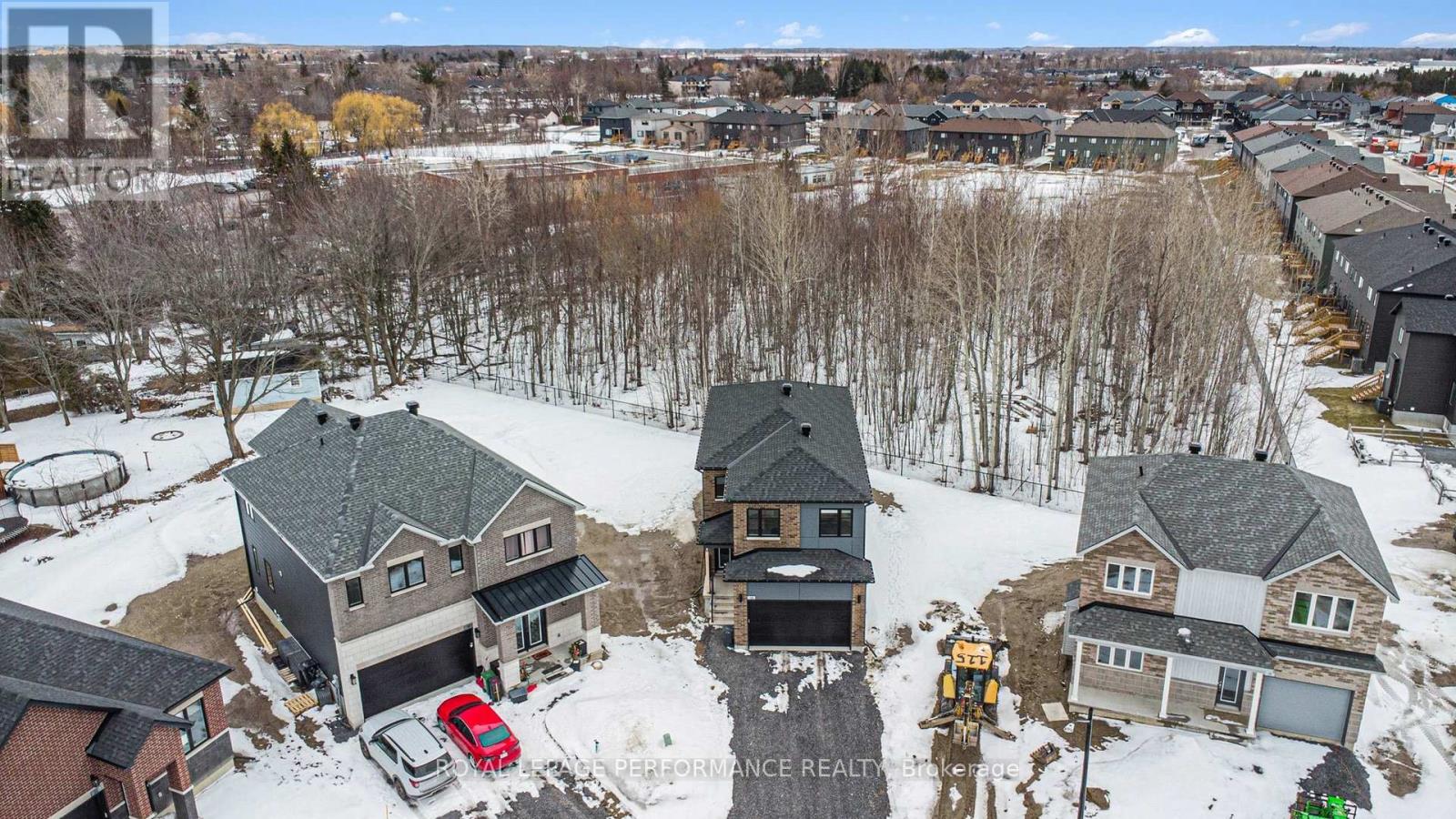 14 Academie Street, Russell, Ontario  K0A 1W0 - Photo 49 - X12941924