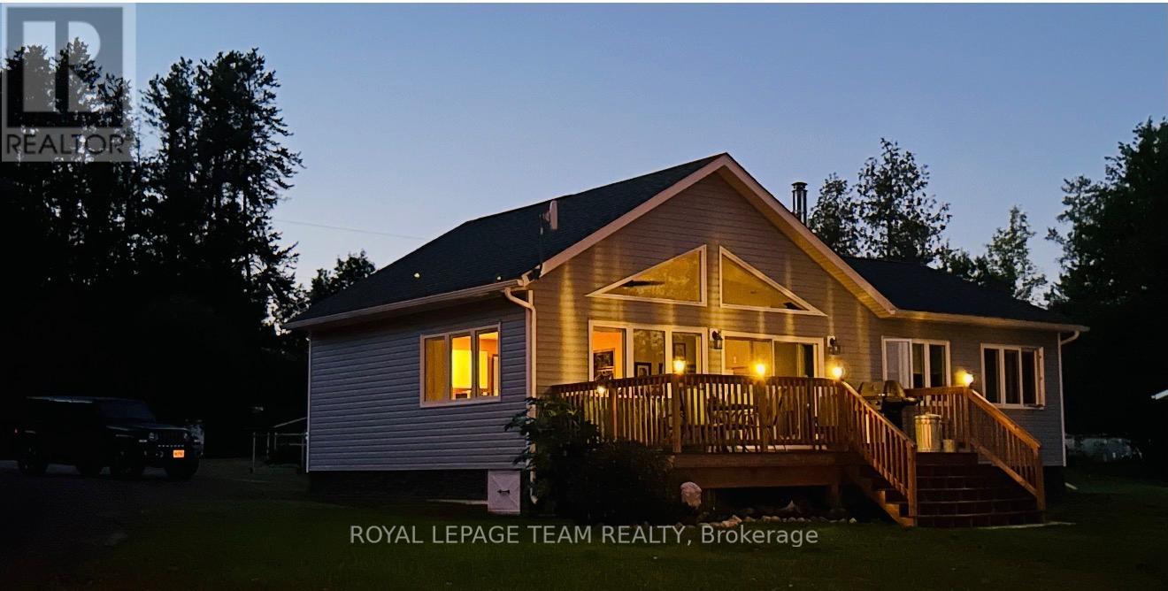 39 COLUMBINE LANE, North Algona Wilberforce, Ontario