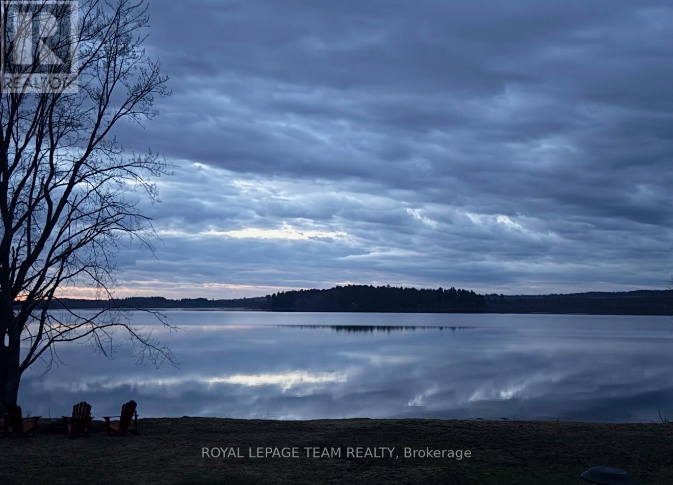 39 Columbine Lane, North Algona Wilberforce, Ontario  K0J 1T0 - Photo 9 - X12941928