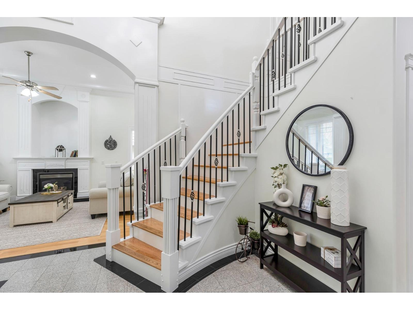 16488 104a Avenue, Surrey, British Columbia  V4N 5S6 - Photo 3 - R3105735