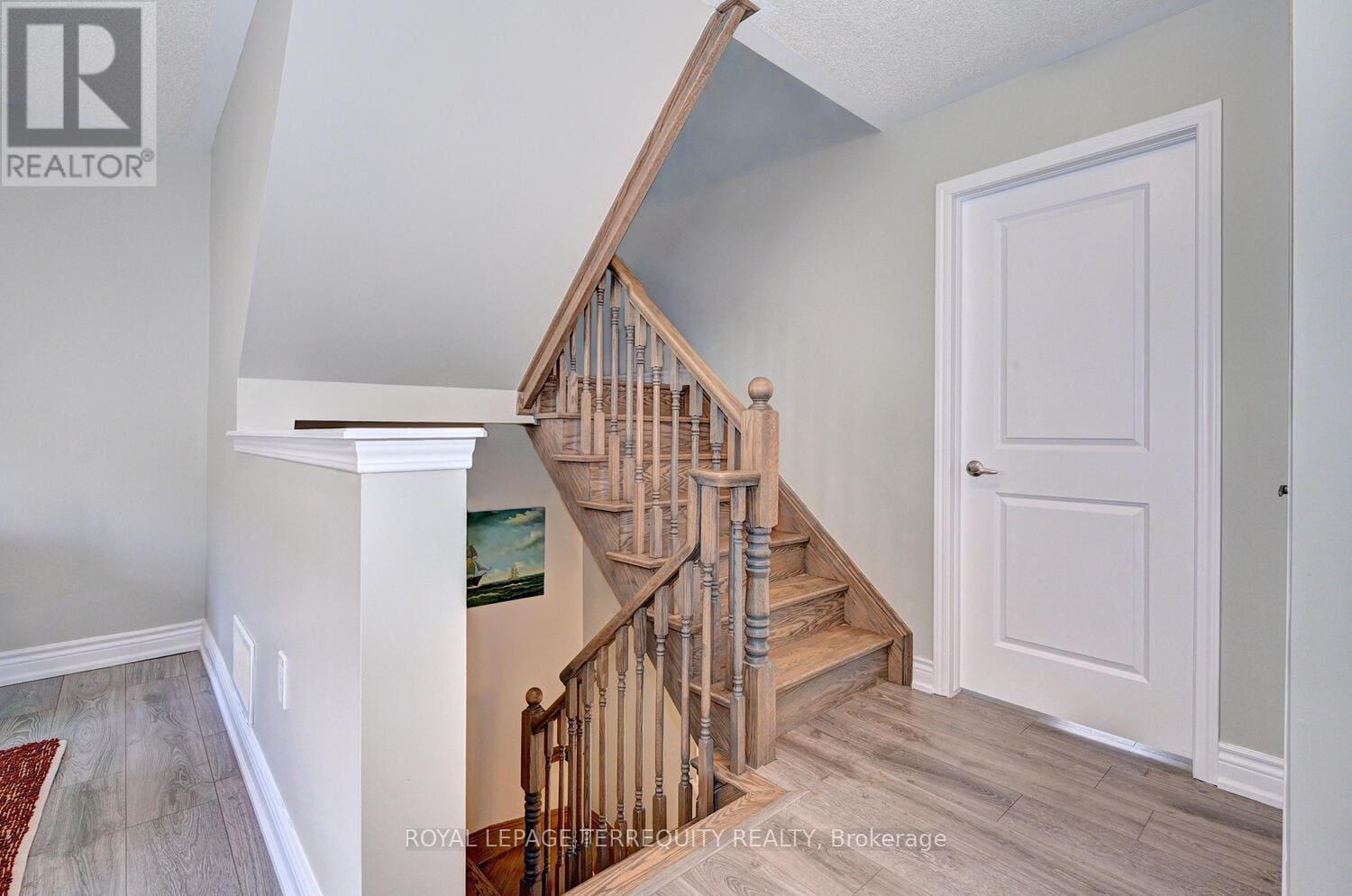 105 Jolly Way, Toronto, Ontario  M1P 0E2 - Photo 15 - E12941912