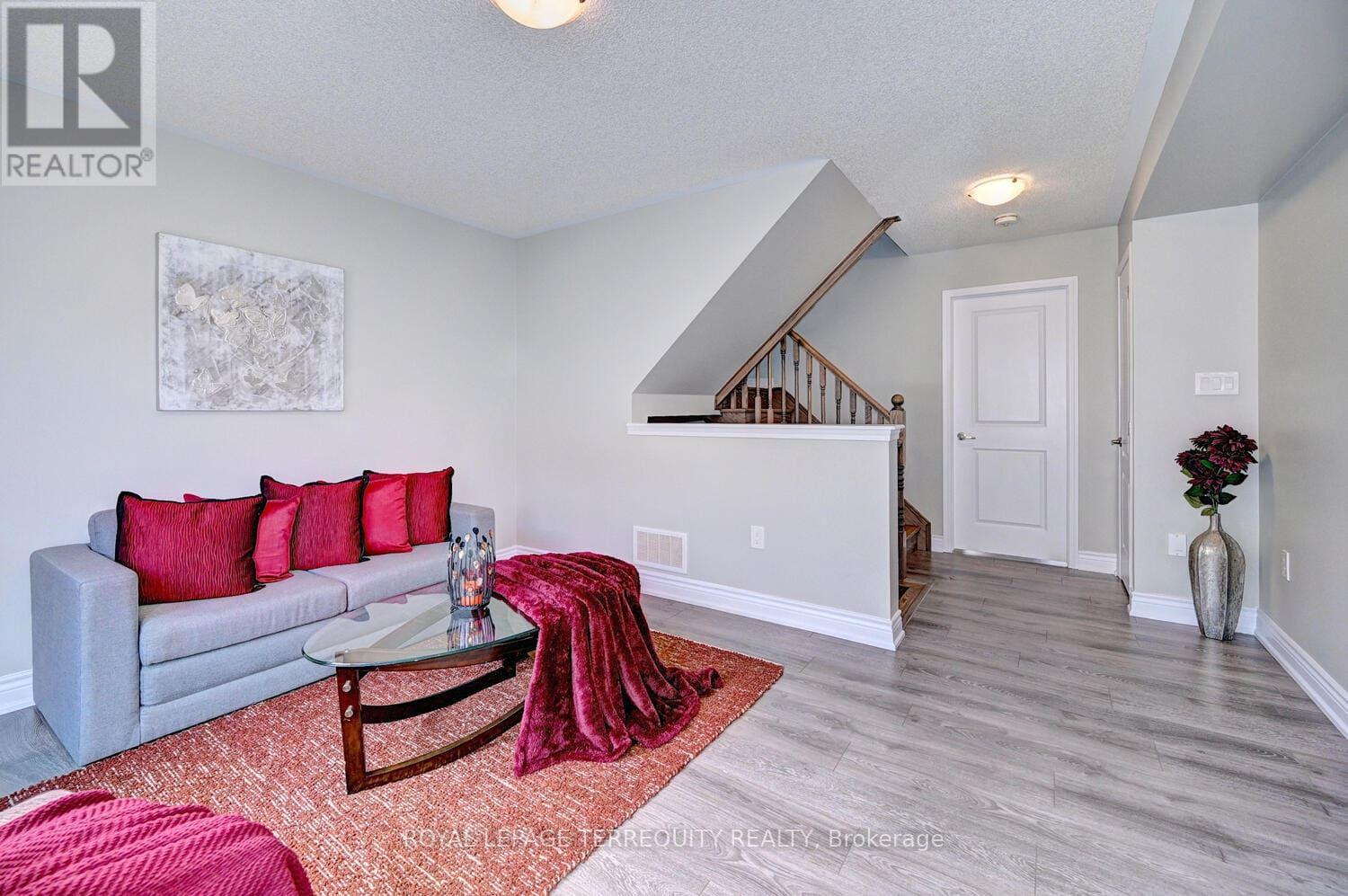 105 Jolly Way, Toronto, Ontario  M1P 0E2 - Photo 21 - E12941912