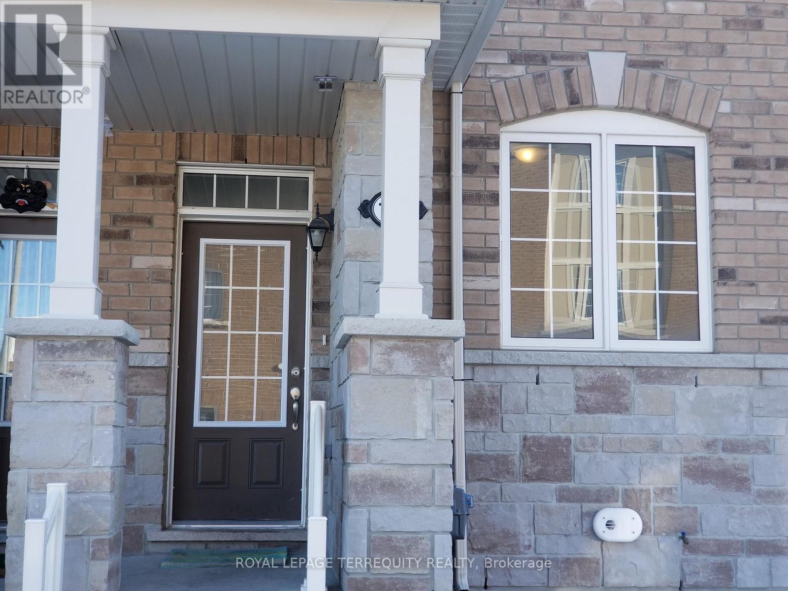 105 Jolly Way, Toronto, Ontario  M1P 0E2 - Photo 3 - E12941912