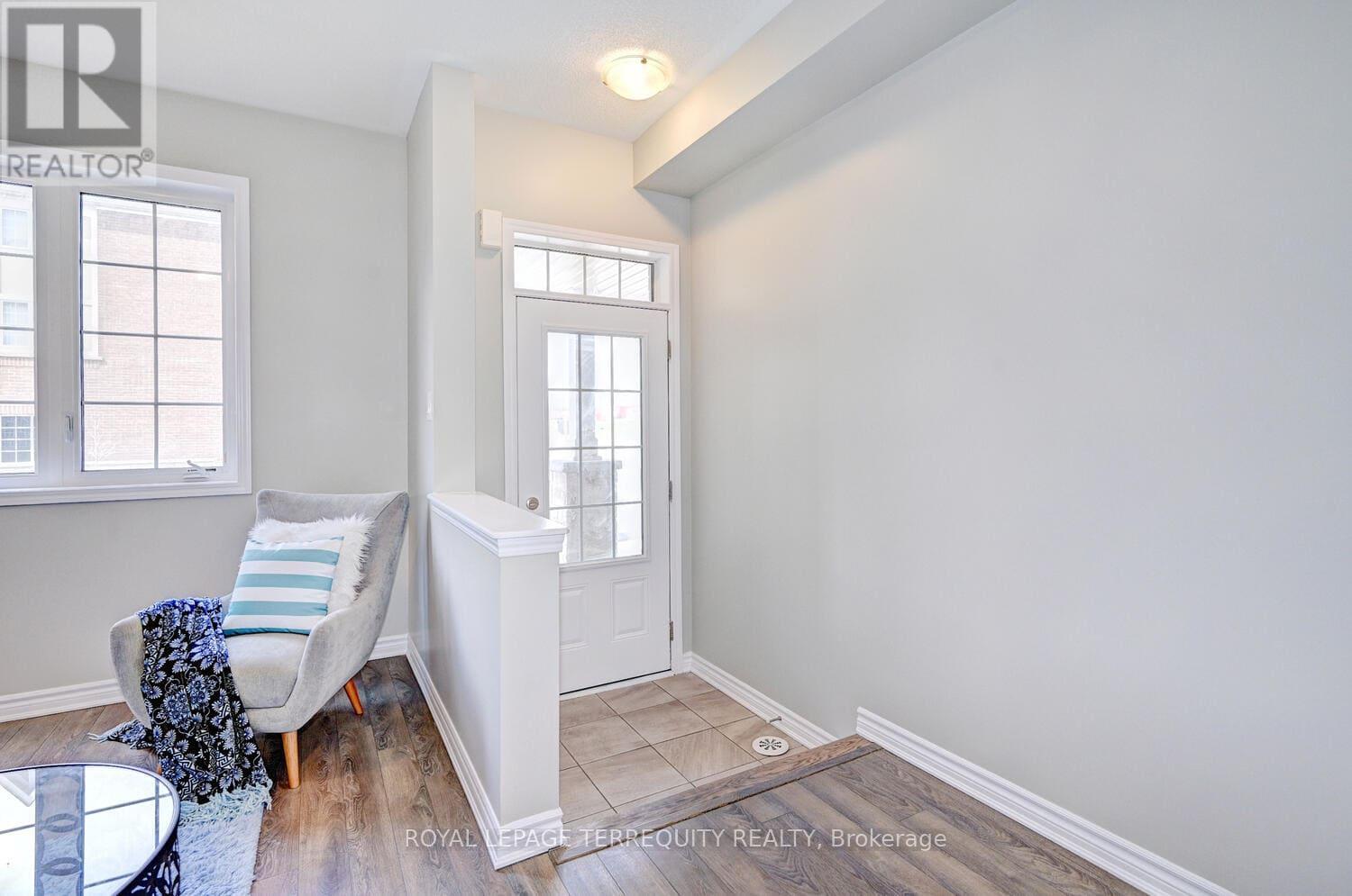 105 Jolly Way, Toronto, Ontario  M1P 0E2 - Photo 5 - E12941912