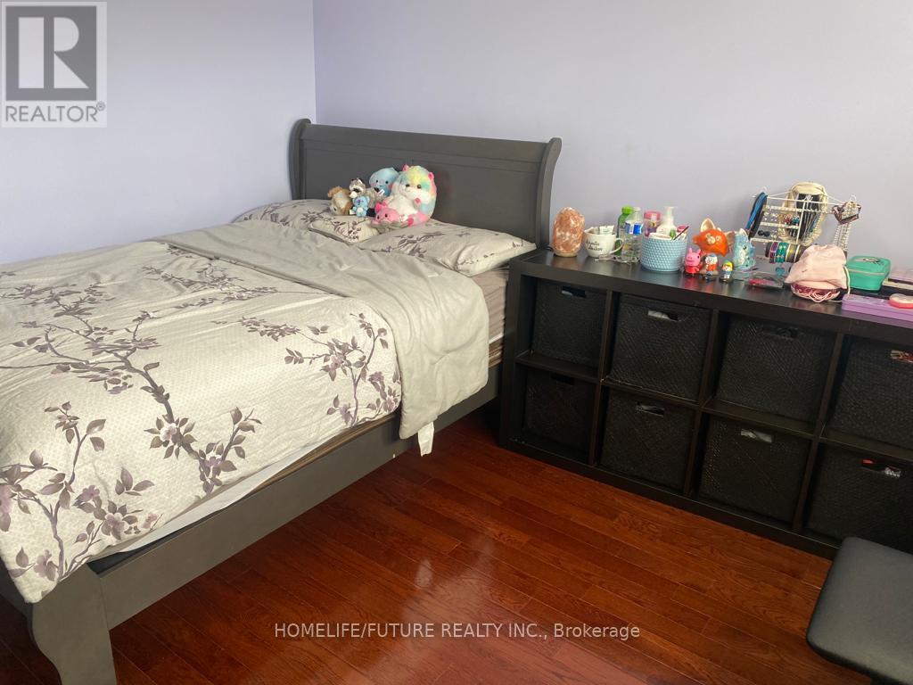 Main & 2nd Flr - 19 Hummingbird Drive, Toronto, Ontario  M1X 1W8 - Photo 10 - E12941922