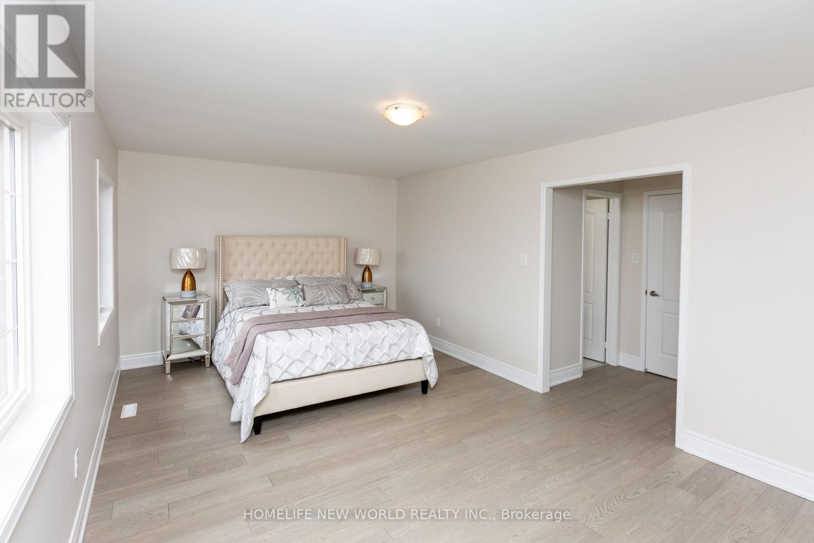 164 Banbrooke Crescent, Newmarket, Ontario  L3X 2W6 - Photo 13 - N12941936