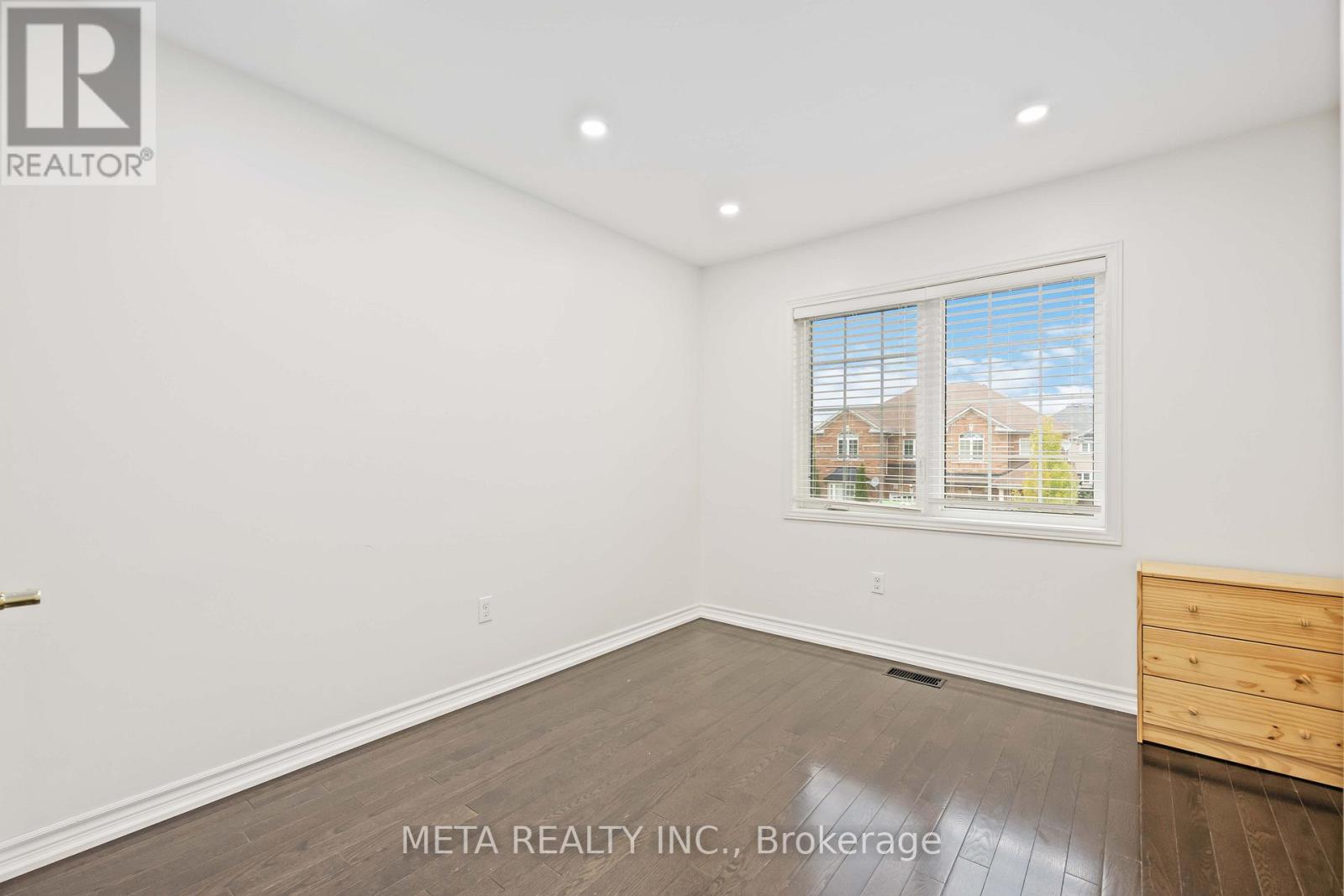 210 Cabin Trail Crescent, Whitchurch-Stouffville, Ontario  L4A 0S3 - Photo 23 - N12941954