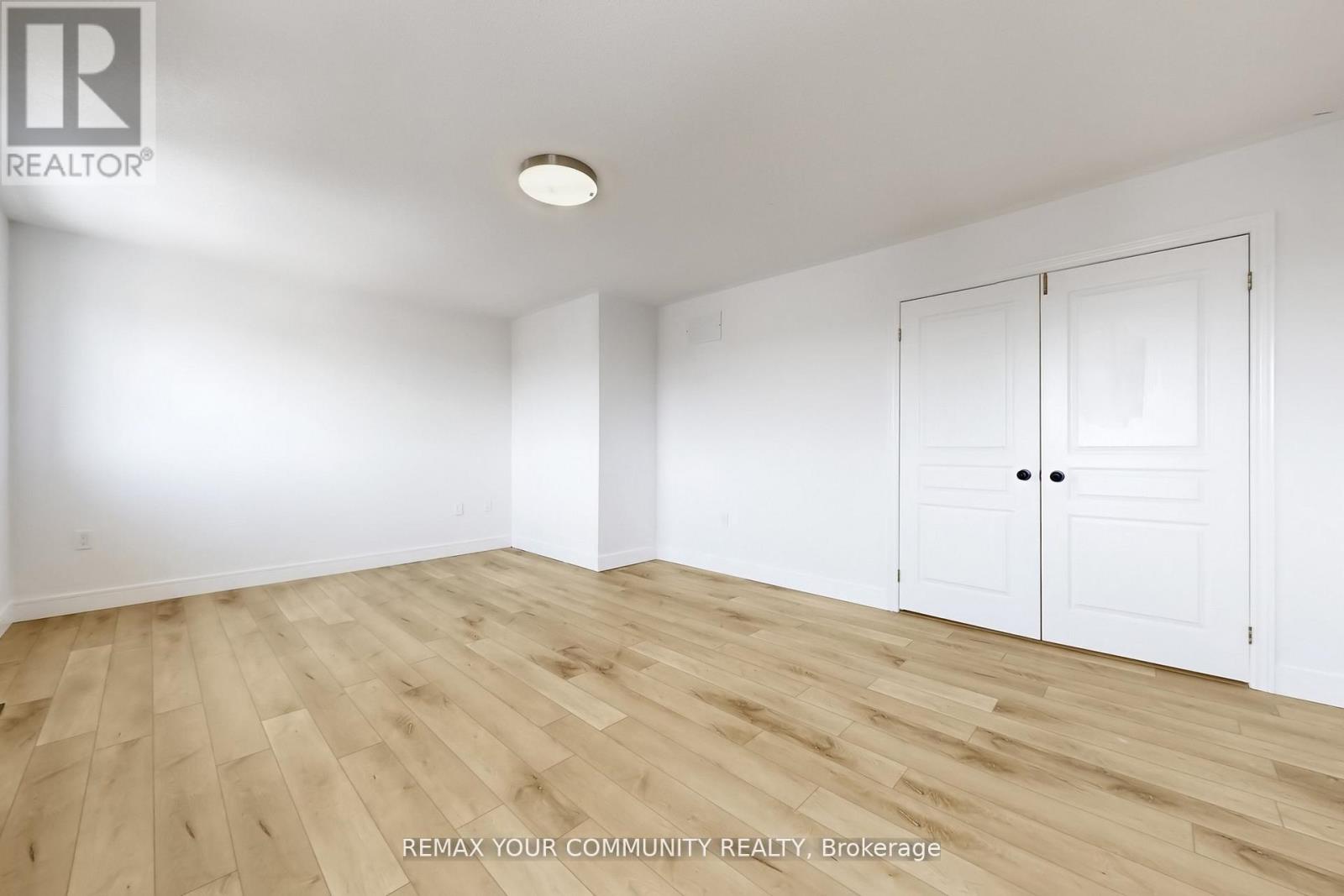 Upper Level & Main Level - 25 Bache Avenue, Georgina, Ontario  L4P 0C7 - Photo 33 - N12941960