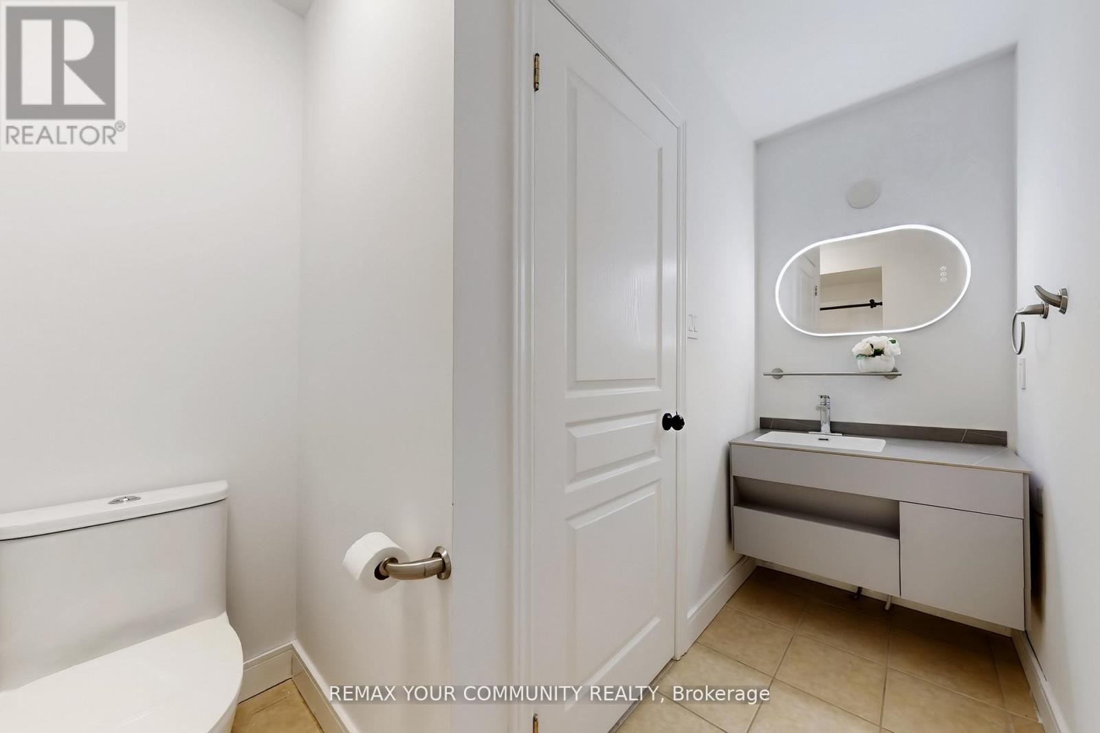 Upper Level & Main Level - 25 Bache Avenue, Georgina, Ontario  L4P 0C7 - Photo 44 - N12941960