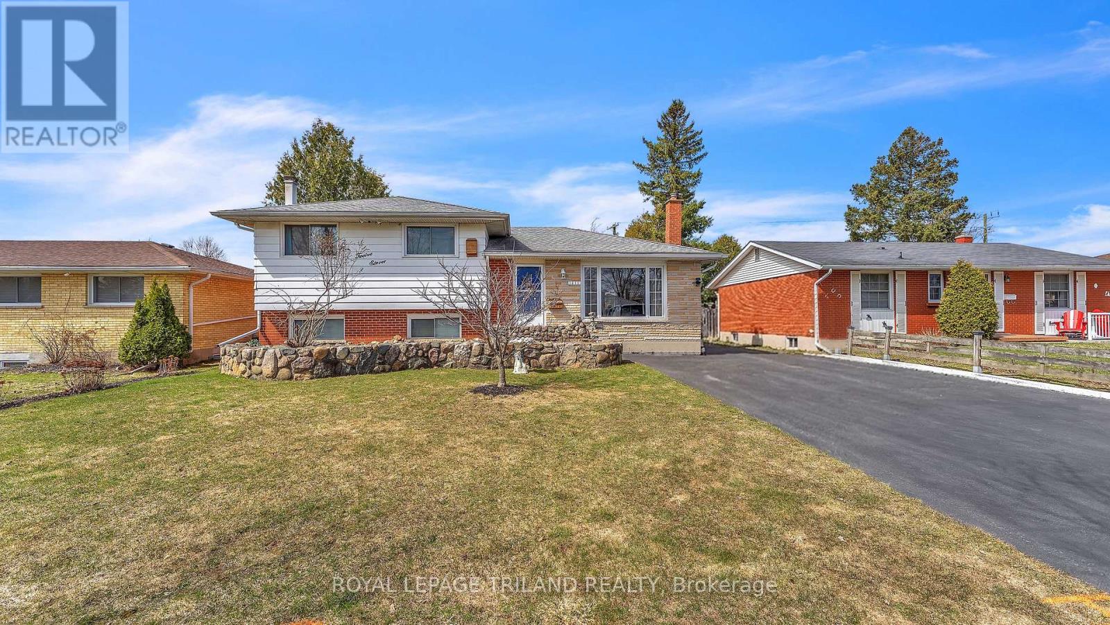 1211 Sorrel Road, London East, Ontario  N5V 2N5 - Photo 2 - X12941158