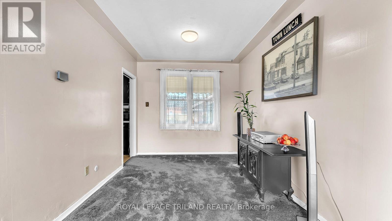 1211 Sorrel Road, London East, Ontario  N5V 2N5 - Photo 6 - X12941158