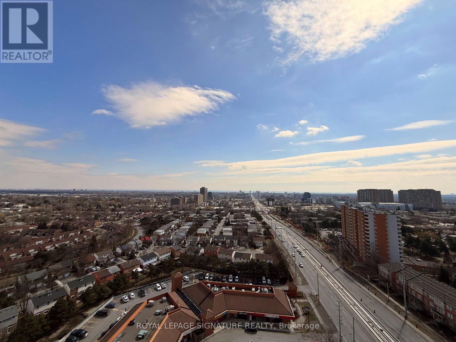 1713 - 1 Fairview Road E, Mississauga, Ontario  L5A 4C6 - Photo 11 - W12941908