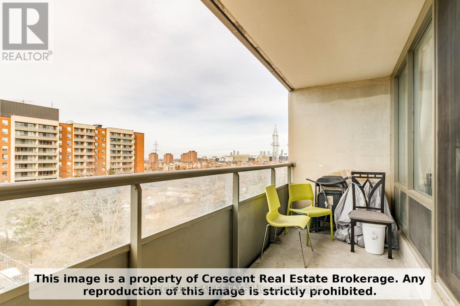 710 - 9 Four Winds Drive SW, Toronto, Ontario  M3J 2S8 - Photo 24 - W12941920