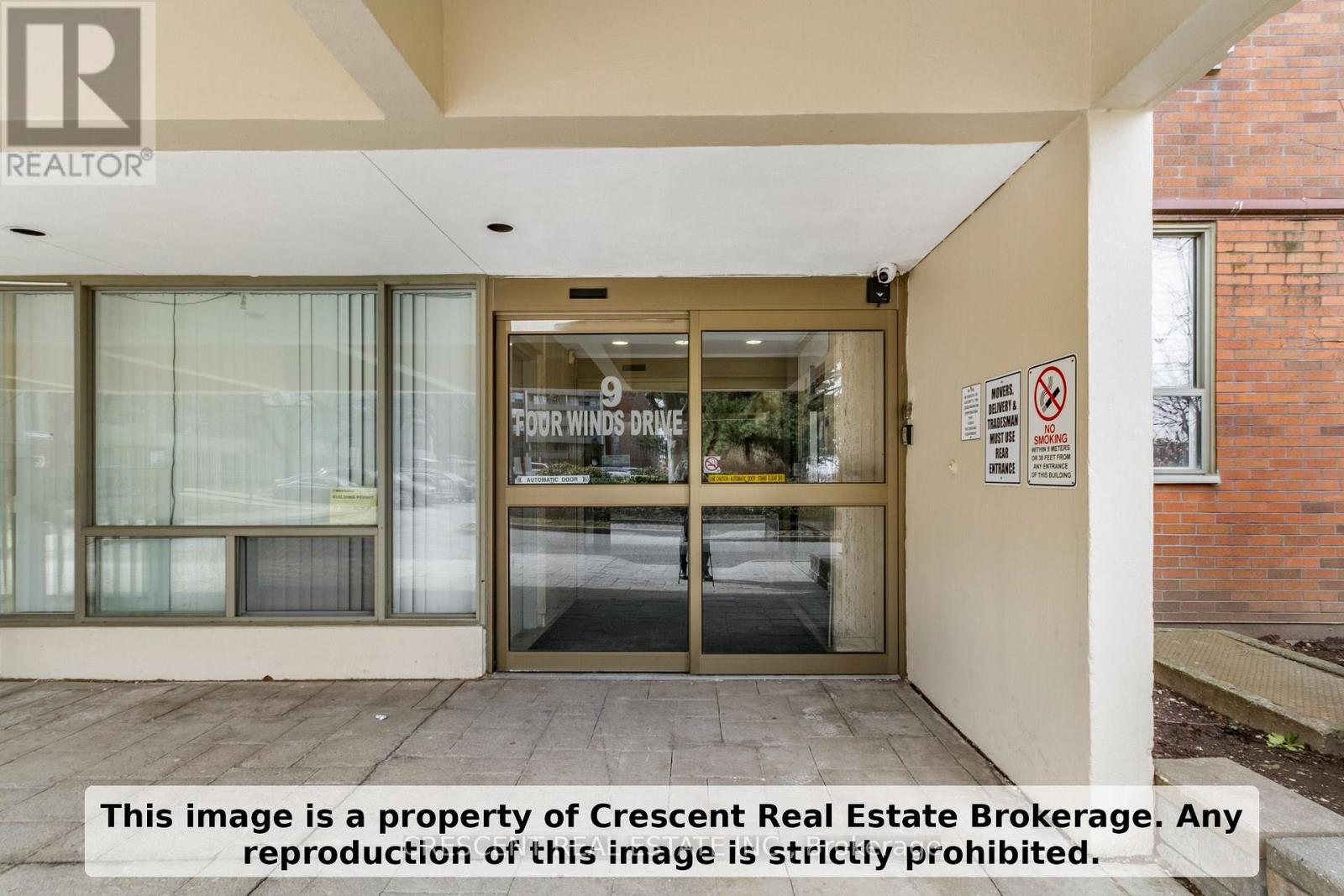 710 - 9 Four Winds Drive SW, Toronto, Ontario  M3J 2S8 - Photo 3 - W12941920