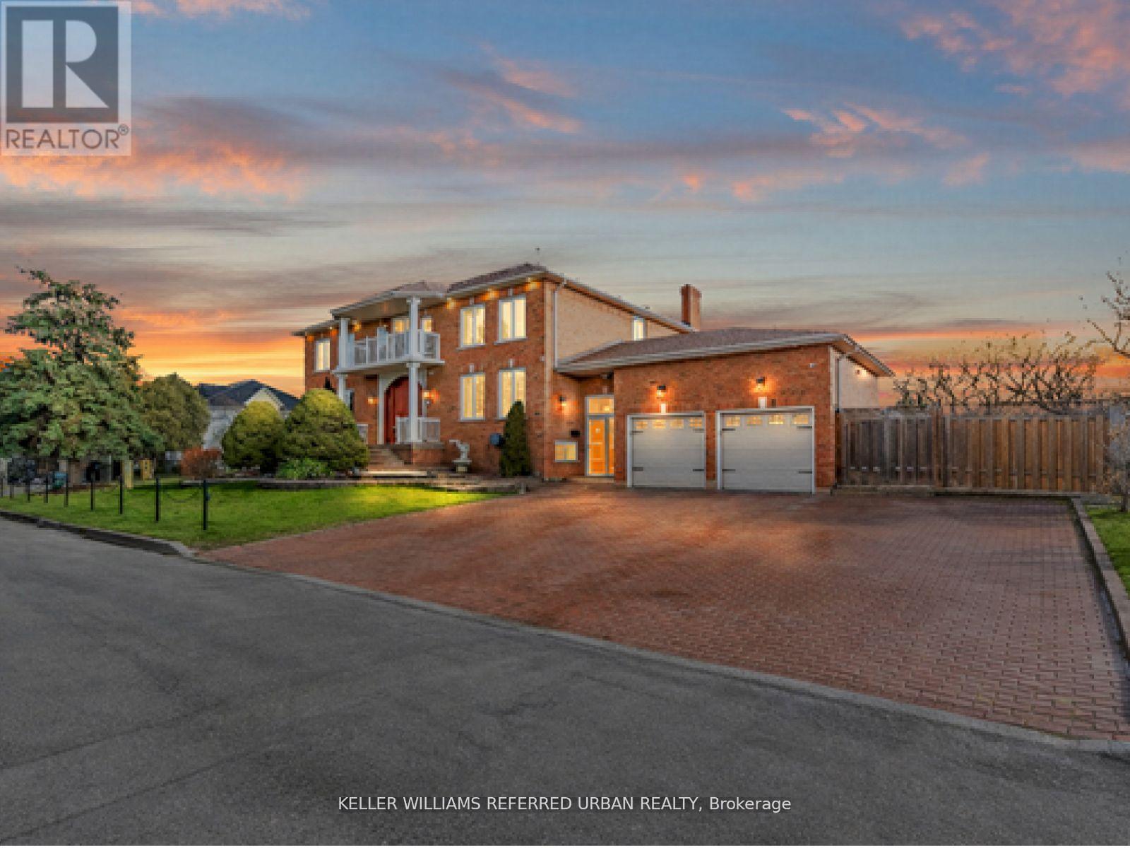 33 REDBERRY PARKWAY, Toronto, Ontario