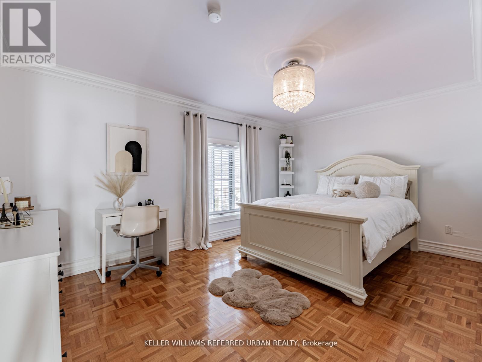 33 Redberry Parkway, Toronto, Ontario  M6L 2J7 - Photo 27 - W12941930