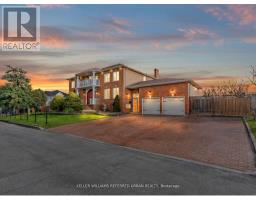 33 REDBERRY PARKWAY, Toronto, Ontario