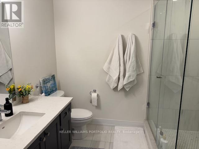 West Bedroom - 188 Mcroberts Avenue, Toronto, Ontario  M6E 0B2 - Photo 3 - W12941946