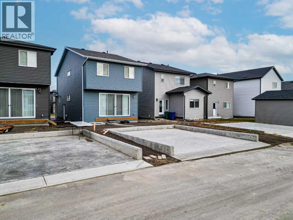 3222 Chinook Winds Drive SW, Airdrie, Alberta  T4B 0R7 - Photo 40 - A2270532