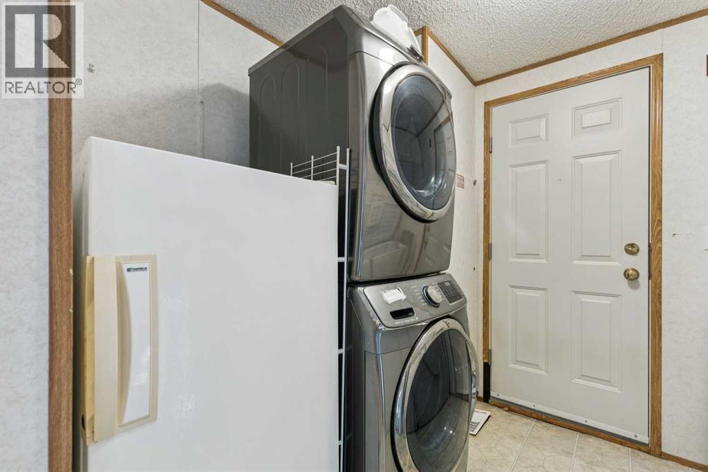 512, 3223 83 Street NW, Calgary, Alberta  T3B 5N7 - Photo 19 - A2283933