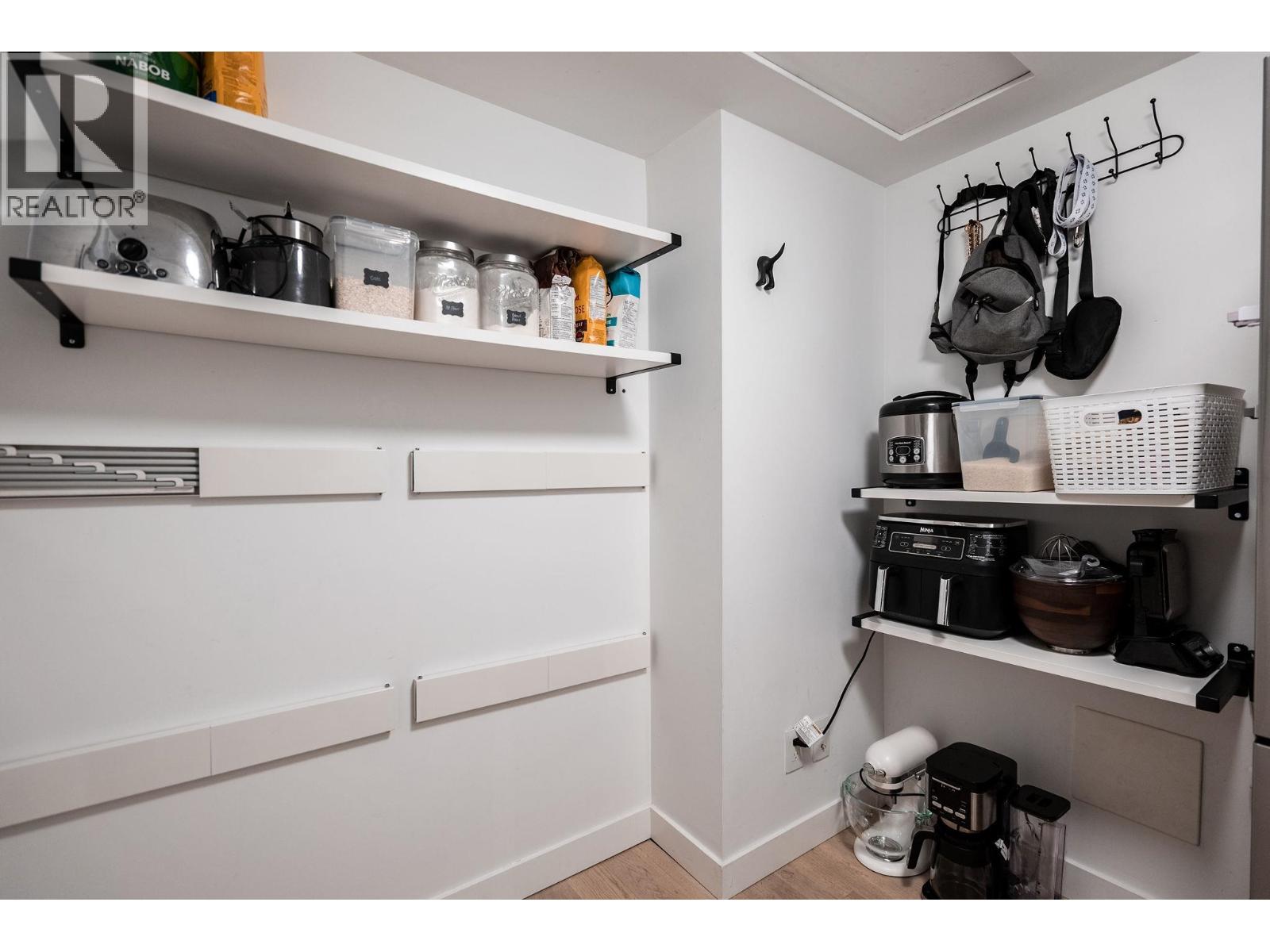 1801 4638 Gladstone Street, Vancouver, British Columbia  V5N 0G5 - Photo 17 - R3092700