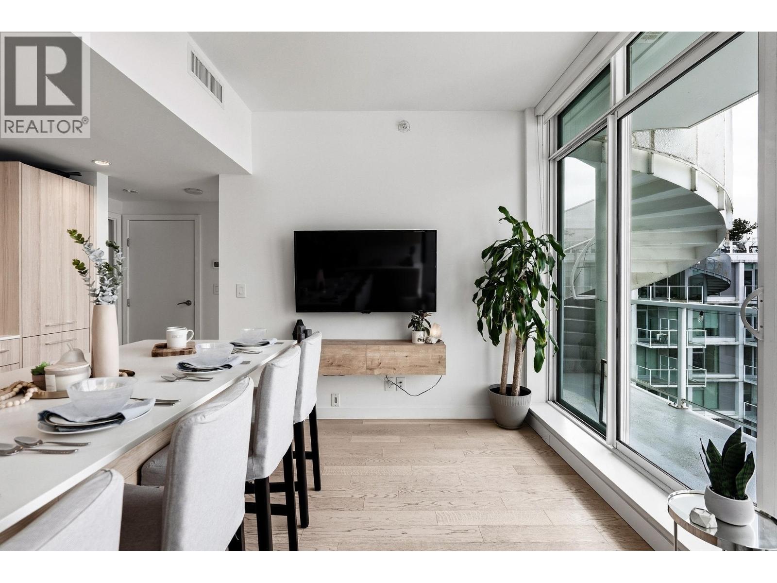 1801 4638 Gladstone Street, Vancouver, British Columbia  V5N 0G5 - Photo 8 - R3092700