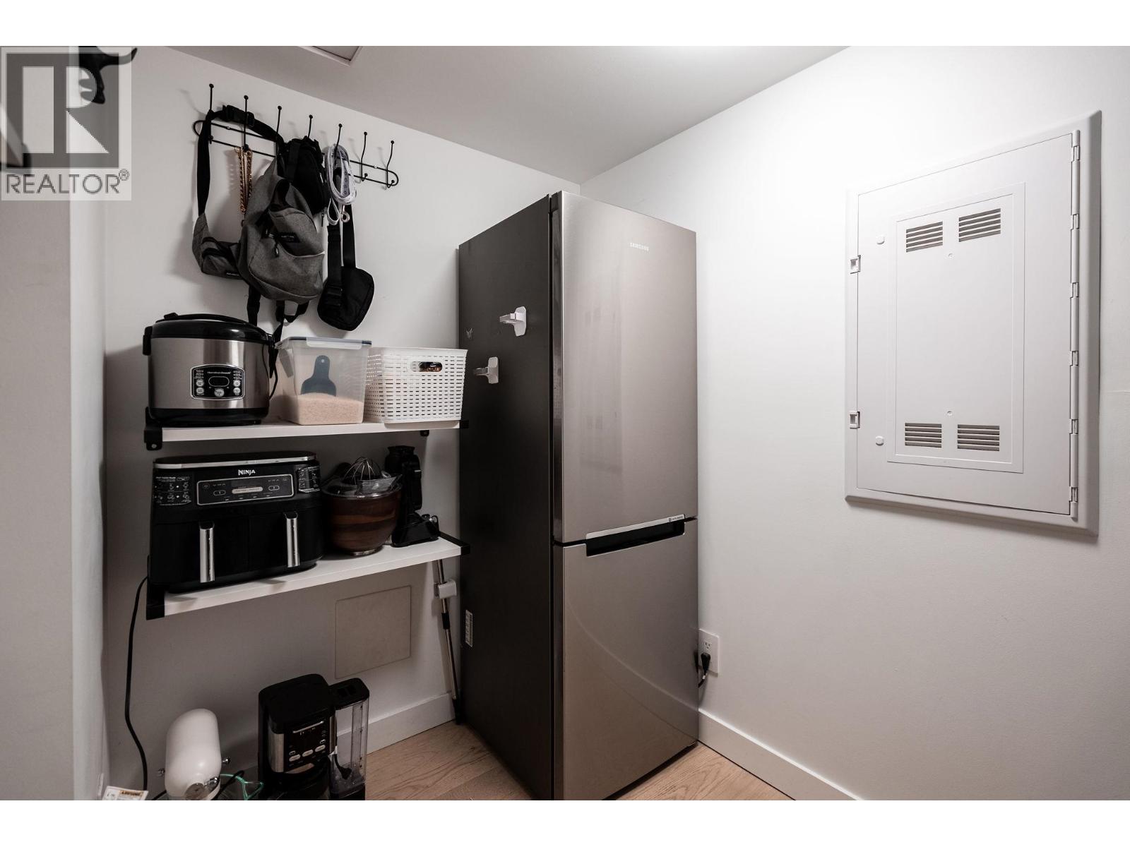 1801 4638 Gladstone Street, Vancouver, British Columbia  V5N 0G5 - Photo 16 - R3092700