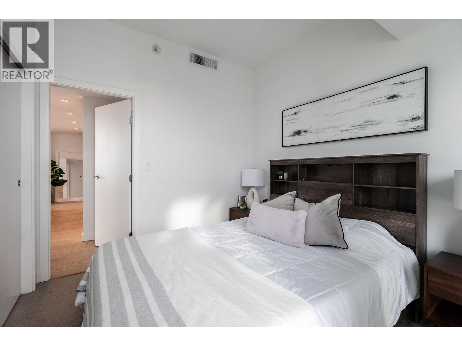 1801 4638 Gladstone Street, Vancouver, British Columbia  V5N 0G5 - Photo 13 - R3092700