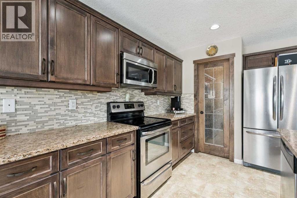 23 Kingston View SE, Airdrie, Alberta  T4A 0K4 - Photo 14 - A2293731