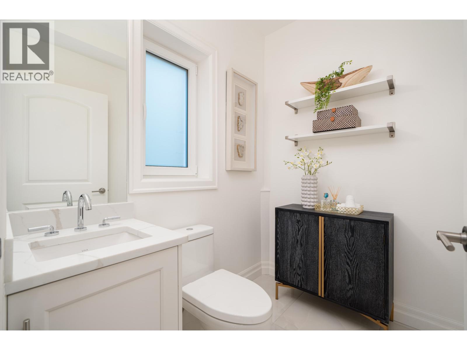 2523 W 8th Avenue, Vancouver, British Columbia  V6K 2B3 - Photo 9 - R3105246