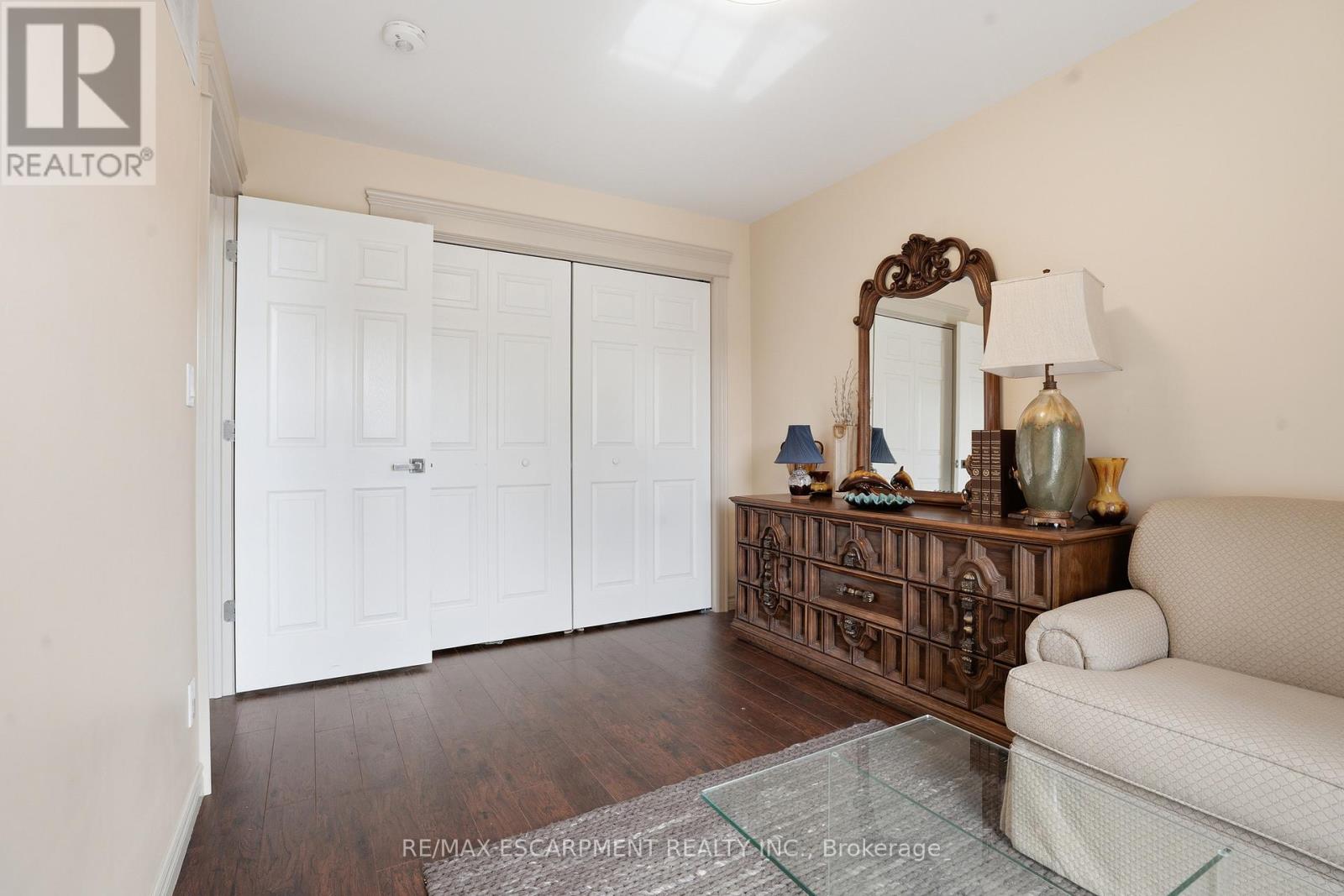 5 Arden Avenue, Hamilton, Ontario  L8H 7C2 - Photo 25 - X12941948