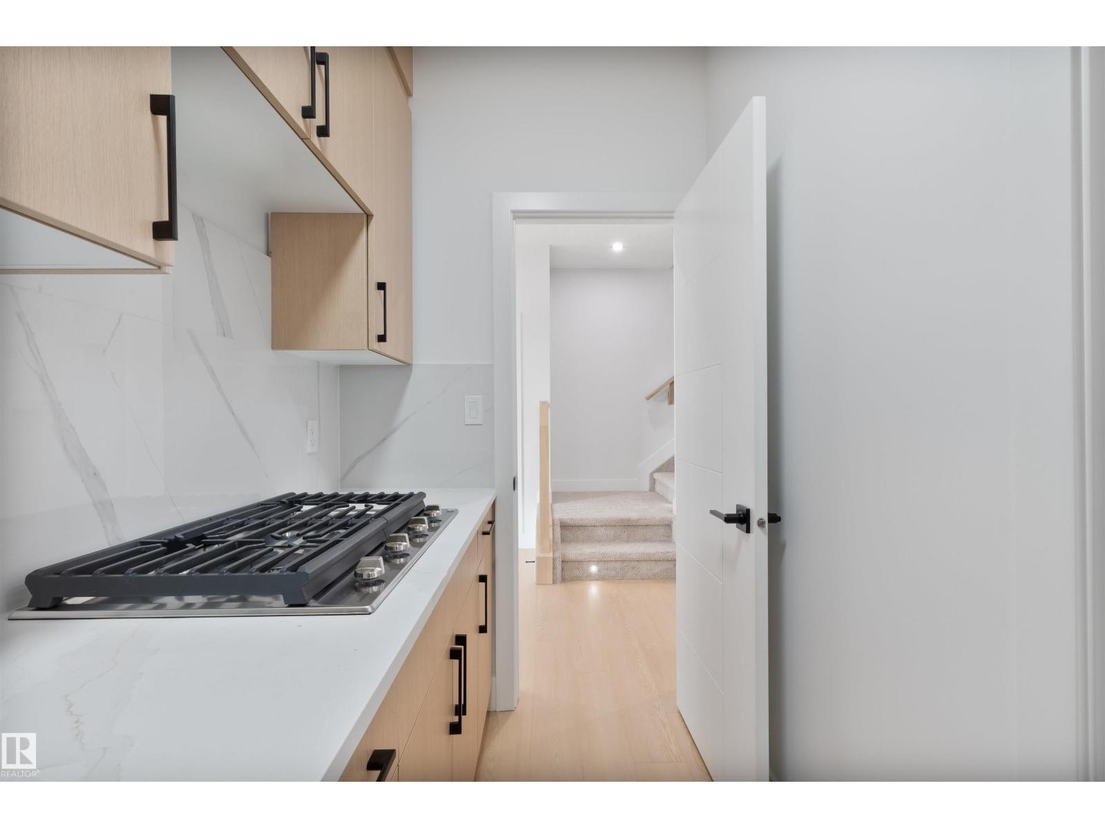 215 Falcon Crescent, Leduc, Alberta  T9E 1V2 - Photo 12 - E4479939