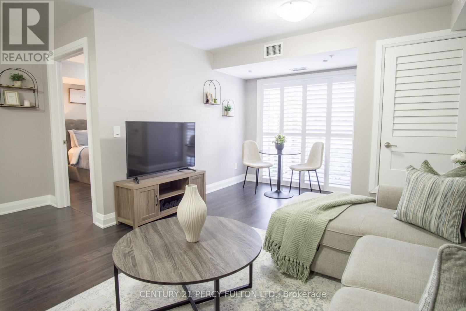 201 - 481 Rupert Avenue, Whitchurch-Stouffville, Ontario  L4A 1Y7 - Photo 10 - N12686456