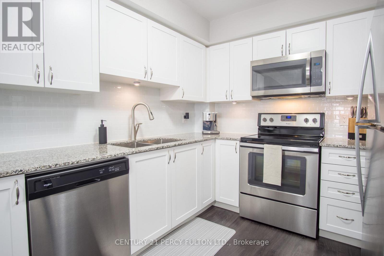 201 - 481 Rupert Avenue, Whitchurch-Stouffville, Ontario  L4A 1Y7 - Photo 7 - N12686456