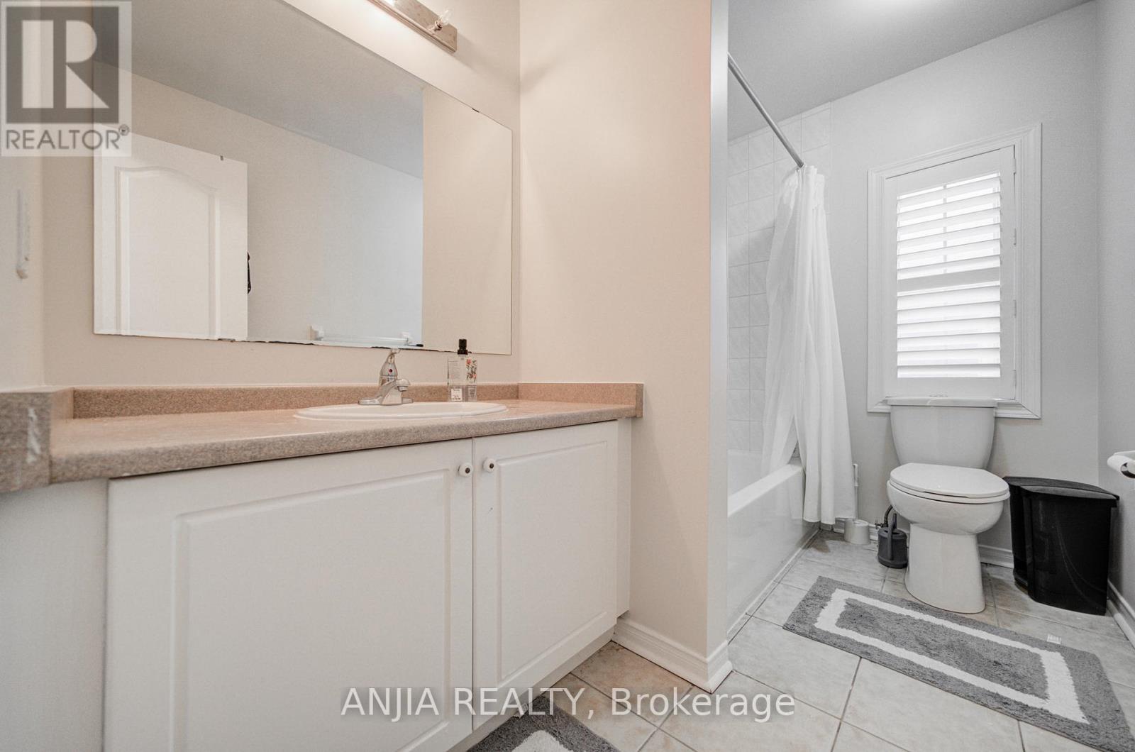 116 Emery Hill Boulevard, Markham, Ontario  L6C 2S6 - Photo 19 - N12928388