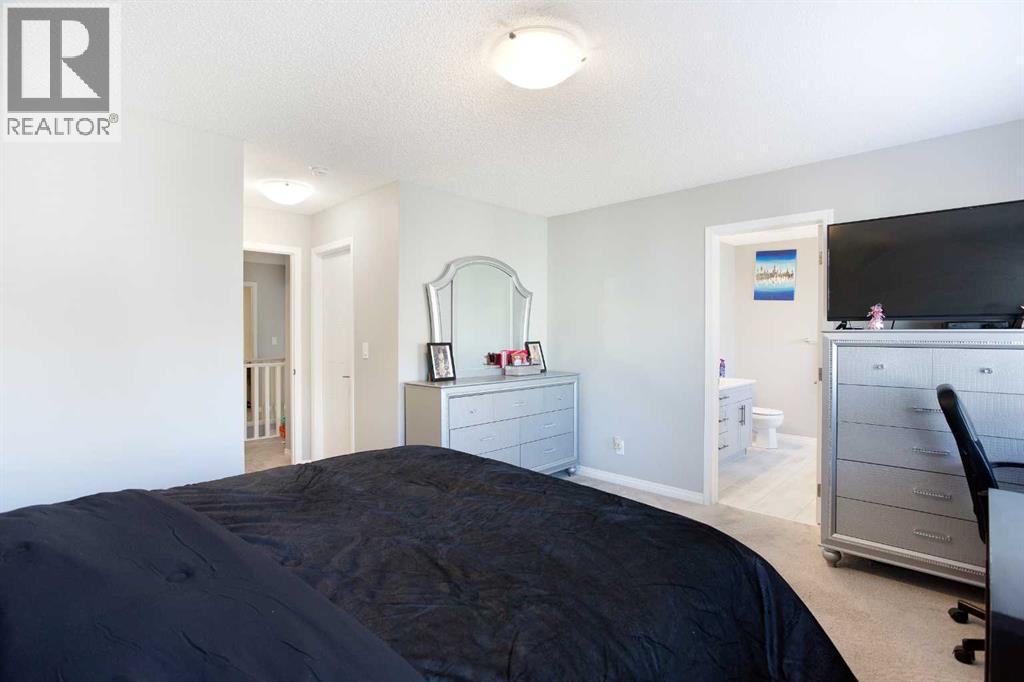 158 Osborne Common SW, Airdrie, Alberta  T4B 5G7 - Photo 15 - A2262053