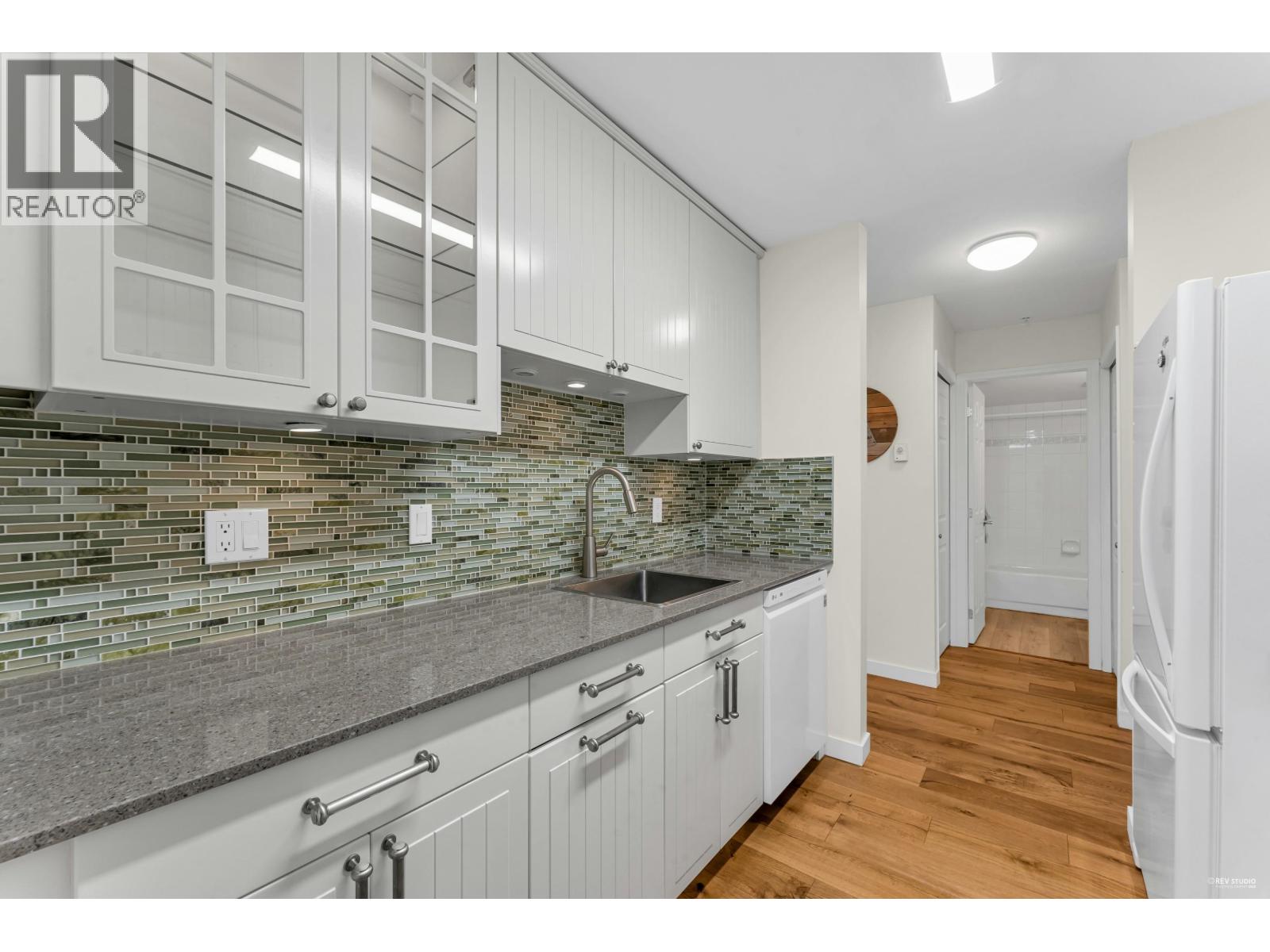 302 4758 53 Street, Delta, British Columbia  V4K 2Z1 - Photo 11 - R3105654