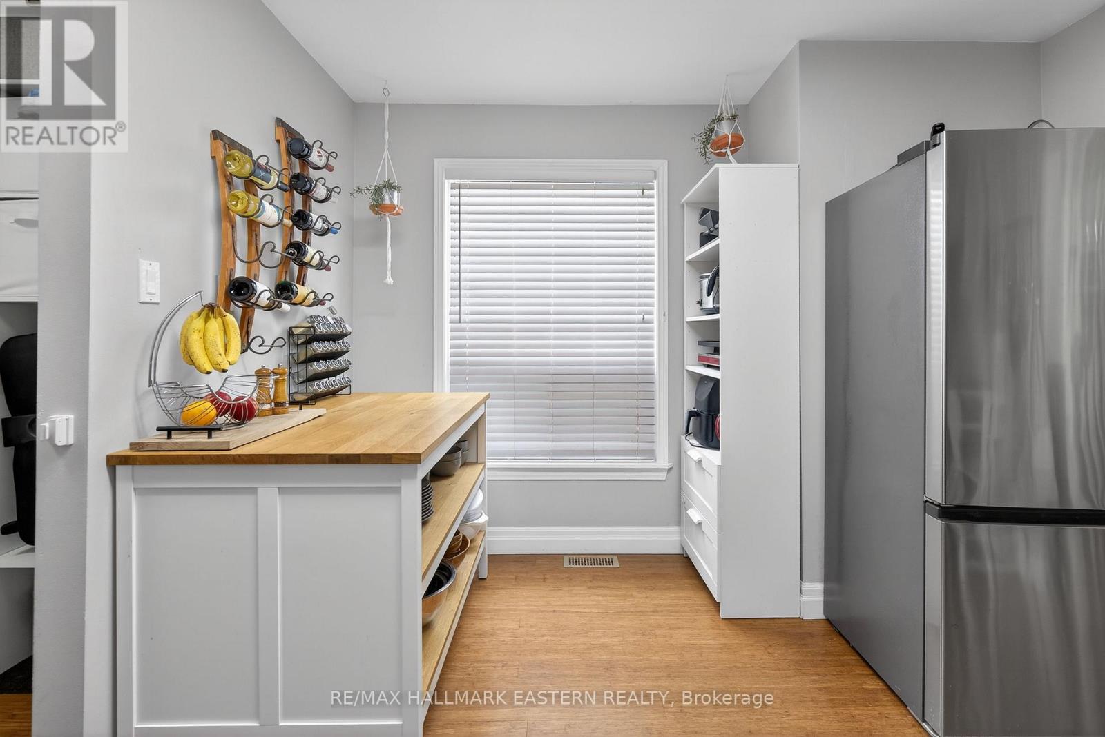 488 Crystal Drive, Peterborough, Ontario  K9J 8G8 - Photo 6 - X12909330