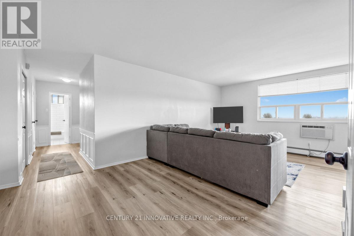 504 - 67 Richmond Street, Richmond Hill, Ontario  L4C 3Y3 - Photo 7 - N12852158