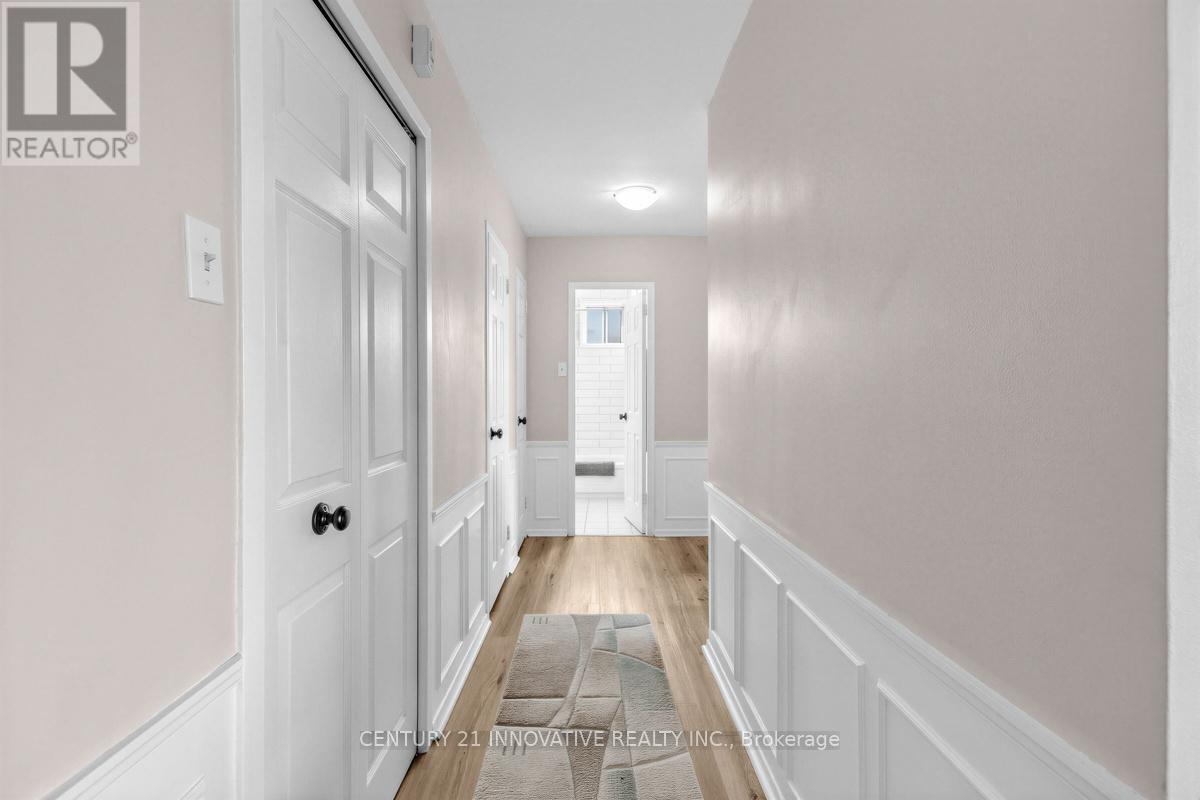 504 - 67 Richmond Street, Richmond Hill, Ontario  L4C 3Y3 - Photo 3 - N12852158