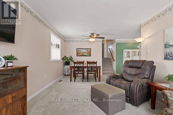 190 Elizabeth Street, Southwest Middlesex, Ontario  N0L 1M0 - Photo 13 - X12801998