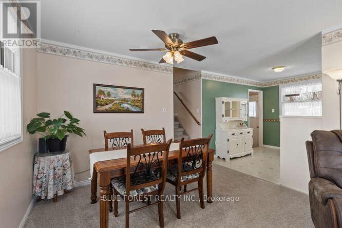 190 Elizabeth Street, Southwest Middlesex, Ontario  N0L 1M0 - Photo 14 - X12801998