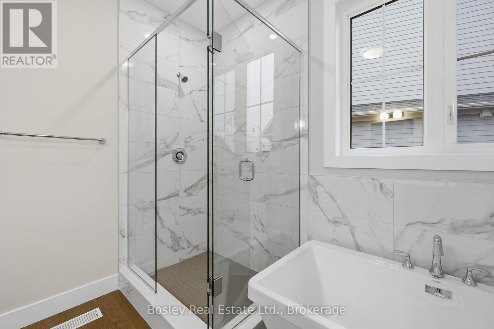 163 Sugar Maple Street, Blue Mountains, Ontario  L9Y 0Z3 - Photo 21 - X12941996