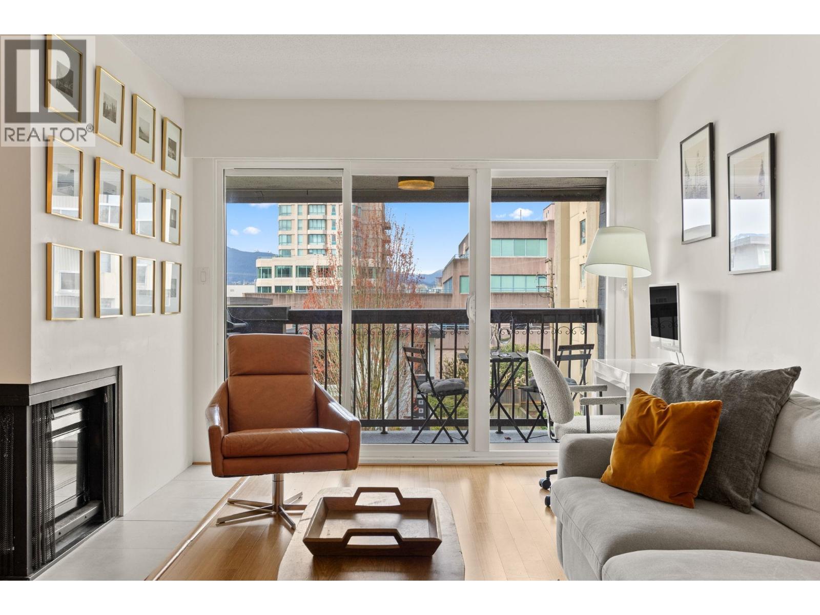 301 1352 W 10th Avenue, Vancouver, British Columbia  V6H 1J6 - Photo 3 - R3105726